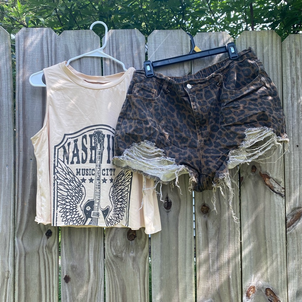 Nashville Music City Cream Tank Top and Shorts